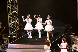 画像ギャラリー No.017のサムネイル画像 / アイドルマスター8周年記念イベント「THE IDOLM@STER 8th ANNIVERSARY HOP!STEP!!FESTIV@L!!!」の大阪公演をレポート。大阪ですよ,大阪