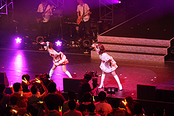 画像ギャラリー No.034のサムネイル画像 / アイドルマスター8周年記念イベント「THE IDOLM@STER 8th ANNIVERSARY HOP!STEP!!FESTIV@L!!!」の大阪公演をレポート。大阪ですよ,大阪
