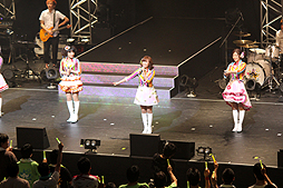 画像ギャラリー No.049のサムネイル画像 / アイドルマスター8周年記念イベント「THE IDOLM@STER 8th ANNIVERSARY HOP!STEP!!FESTIV@L!!!」の大阪公演をレポート。大阪ですよ,大阪