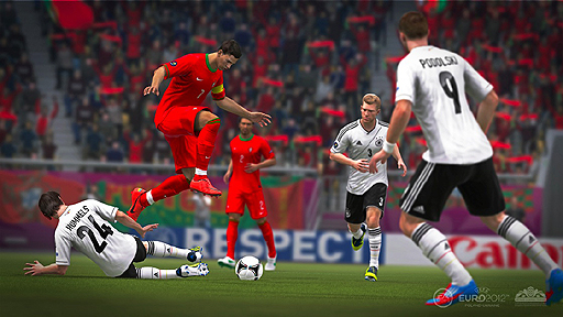 画像ギャラリー No.010のサムネイル画像 / 戦略シムの要素を備えた新モードも搭載。「FIFA 12 ワールドクラス サッカー」のDLC「UEFA EURO 2012」はただの追加データ集ではない