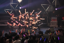 画像ギャラリー No.002のサムネイル画像 / スペシャルライブ「Live5pb.2012」が11月24日にTOKYO DOME CITY HALLで開催。チケット抽選先行受付は8月25日22:00から