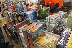 画像ギャラリー No.033のサムネイル画像 / アナログゲーム，西の祭典「ゲームマーケット2013大阪」。日本ボードゲーム大賞2012受賞作も発表されたイベントの模様をフォトレポートで紹介