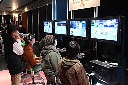 画像ギャラリー No.002のサムネイル画像 / 「ドラゴンクエストX 春祭り」の各ステージをレポート。最新国勢調査の発表や堀井雄二氏による名所紹介,実装予定のハイエンドコンテンツお披露目も