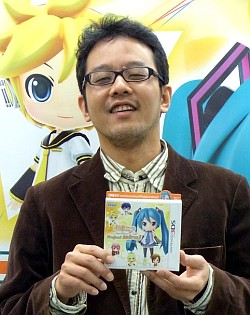 画像ギャラリー No.008のサムネイル画像 / 「初音ミク and Future Stars Project mirai」店頭体験会の模様をレポート。開発スタッフへのインタビューも掲載