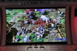 画像ギャラリー No.019のサムネイル画像 / 立体視コンテンツ花盛り。韓国LGのPRイベント「3D World Festival」で,ちょっと未来のテレビを見学してきた