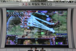 画像ギャラリー No.021のサムネイル画像 / 立体視コンテンツ花盛り。韓国LGのPRイベント「3D World Festival」で,ちょっと未来のテレビを見学してきた