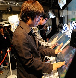 画像ギャラリー No.006のサムネイル画像 / ［JAEPO2014］BEMANIコンポーザーによる「BEMANI生放送（仮）」JAEPO版レポート（後編）。新レーベル発表など新情報続々