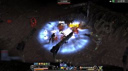 画像ギャラリー No.014のサムネイル画像 / OnNetの新作MMORPG「METAL REAPER」のプレイレポート。ガンシューティングとMMORPGを融合した，爽快感あふれる戦闘が見どころ