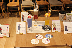画像ギャラリー No.034のサムネイル画像 / 「TYPE-MOON展 Fate/stay night -15年の軌跡-」が12月20日から開催。3人のヒロイン声優がテープカットを行った内覧会をレポート