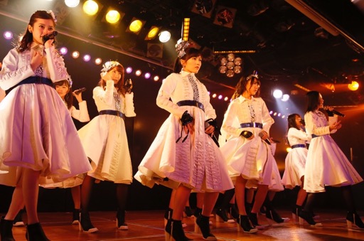 画像ギャラリー No.004のサムネイル画像 / 超豪華メンバーがAKB48劇場に集結した「AKB48 ステージファイター特別劇場公演」の模様をたっぷりレポート