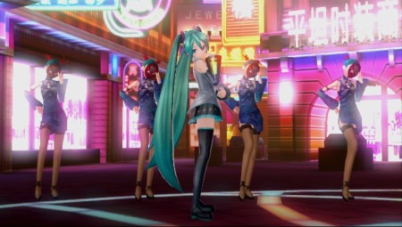 画像ギャラリー No.002のサムネイル画像 / 「Weekender Girl」など新楽曲が初プレイできた,「初音ミク -Project DIVA- f」店頭体験会レポート。開発プロデューサーへの合同インタビューも