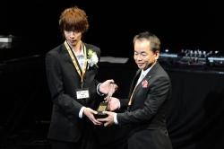 画像ギャラリー No.007のサムネイル画像 / KONAMIのアーケードタイトルチャンピオンが六本木に集結。「KONAMI Arcade Championship 2012 グランドフィナーレ〜授賞祝賀会〜」レポート