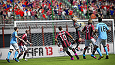 画像ギャラリー No.007のサムネイル画像 / 「FIFA 13 ワールドクラス サッカー」の日本版パッケージを飾るのはメッシ，本田，長谷部。公式サイトでは日本オリジナルのキャンペーンも
