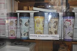 画像ギャラリー No.005のサムネイル画像 / 「テイルズ オブ エクシリア2」キャラのアナウンスも堪能できる! グランドオープンしたテイルズ オブ カフェ&テイルズ オブ ダイニングをレポート