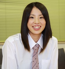 画像ギャラリー No.005のサムネイル画像 / 「メガミエンゲイジ！」のPVでコラボしたアイドルカレッジから，平成8年生まれの女の子達が編集部を訪問。とりあえずいろいろ聞いてみた