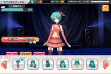 画像ギャラリー No.003のサムネイル画像 / iOS版「初音ミク ライブステージ プロデューサー」の配信がスタート。「ワールドイズマイン」を始めとする追加楽曲や，クリスマス仕様の新アイテムも