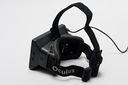 画像ギャラリー No.011のサムネイル画像 / 仮想現実HMD「Oculus Rift」の開発者向けキットを入手したのでさっそく使ってみた。これがゲームの未来か?