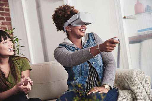 画像ギャラリー No.003のサムネイル画像 / Oculus VR,199ドルのスタンドアロン型VR HMD「Oculus Go」を2018年初頭に発売。スタンドアロン型のハイエンド「Santa Cruz」は2018年以降に