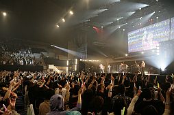 画像ギャラリー No.050のサムネイル画像 / 任天堂が“特別協賛”。岩田社長も登壇した「ニコニコ超会議2」発表会レポート。併催イベント,チケット販売,ツアーなど数多くの情報が明らかに