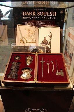 画像ギャラリー No.002のサムネイル画像 / 「DARK SOULS II」の完成発表会をレポート。Webサービス「果ての篝火」や,「DARK SOULS Cafe」の限定メニューなどが発表に
