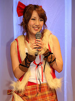 画像ギャラリー No.016のサムネイル画像 / AKB48のメンバーがゲーム中の衣装をまとって登場。GREE「AKB48の野望」が発表された,コーエーテクモゲームス「新作ソーシャルゲーム 完成発表会」レポート