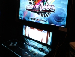 画像ギャラリー No.006のサムネイル画像 / セガの新作アーケードTCG「CODE OF JOKER」ロケテストレポート。謎に包まれたゲーム内容について西山プロデューサーに聞いてみた