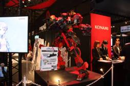 画像ギャラリー No.002のサムネイル画像 / ［JAEPO2013］BEMANIタイトルから大型メダルゲームまで勢揃い。幅広いジャンルの最新アーケードゲームが集まったKONAMIブースレポート