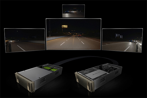 画像ギャラリー No.023のサムネイル画像 / GTC 2018のNVIDIAブースで“世界最大のGPU”こと「DGX-2」の実機をチェック。自動運転やゲームにおけるAI活用の展示にも注目だ