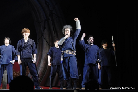 画像ギャラリー No.024のサムネイル画像 / 舞台「戦国BASARA3 宴」は,松永久秀,風魔小太郎,今川義元らが加わり,武将18人による“饗宴”に――東京公演ゲネプロのレポートを掲載