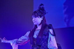画像ギャラリー No.024のサムネイル画像 / 「コープスパーティー 如月祭」をレポート。ついに裁判へと踏み切ったキャスト陣。最“狂”ゲームクリエイター,外道淫の運命や如何に!?