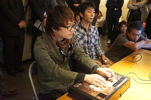 画像ギャラリー No.006のサムネイル画像 / 「DEAD OR ALIVE 5 Ultimate」Official Tournament 2013-2014東京予選レポート。AC版やマリー・ローズ参戦の理由など,早矢仕Pに聞いてみた