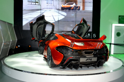 画像ギャラリー No.022のサムネイル画像 / 「マクラーレンP1」のトップ開発ドライバーが「Forza Motorsport 5」をプレイ。難関コース ニュルブルクリンクに挑んだ感想は?