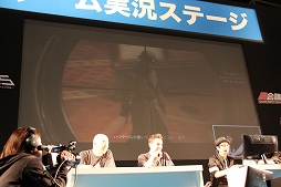 画像ギャラリー No.011のサムネイル画像 / 「The Order：1886」の日本初公開となるステージと「Bloodborne」のマルチプレイがお披露目に。闘会議2015「ゲーム実況ステージ」レポート