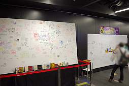 画像ギャラリー No.010のサムネイル画像 / セガ本社で開催された「チェインクロニクル」11周年記念イベントをレポート。会場では，記念展示やグッズ販売，公式番組の生放送を実施
