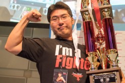 画像ギャラリー No.030のサムネイル画像 / 「DOA5 UA」初の公式全国大会「Fighting Carnival 2014 SUMMER」レポート。新Ver.「Last Round」について聞いた早矢仕Pミニインタビューも