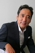 画像ギャラリー No.003のサムネイル画像 / 「うた詠み575」,芸能人の挑戦動画を本日より順次公開。本日はルー大柴さんが“サドゥンリー!”明日はボブ・サップさん