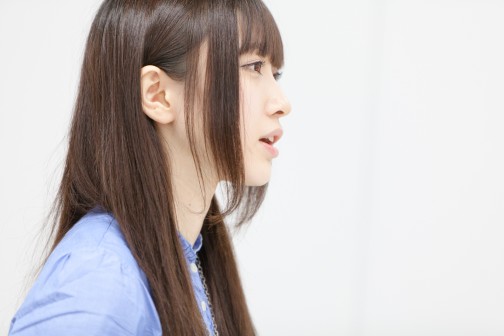 画像ギャラリー No.010のサムネイル画像 / 本日発売の「魔都紅色幽撃隊」EDテーマを歌う遠藤ゆりかさんは元気いっぱいの若手シンガー……かと思いきや，実はけっこうなガチゲーマーでした