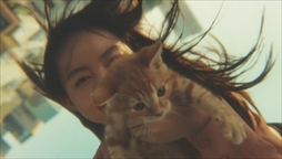 画像ギャラリー No.012のサムネイル画像 / 「GRAVITY DAZE 2」,伊藤万理華さんを起用したPV「GRAVITY CAT / 重力的眩暈子猫編」を公開。「GRAVITY DAZE」の世界観が実写ムービーに