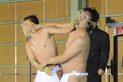 画像ギャラリー No.013のサムネイル画像 / 「魁!!男塾 〜日本よ、これが男である！〜」，お笑い芸人が過酷な試練に挑むスペシャル動画が27日公開