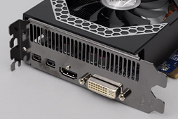 画像ギャラリー No.008のサムネイル画像 / 「Radeon R9 270」レビュー。179ドルの“ほぼHD 7870 GHz Edition”は，「補助電源1基」の市場で主役となれるGPUだ