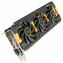 画像ギャラリー No.008のサムネイル画像 / トリプルファン仕様のクーラーを搭載したSapphire製R9 290X＆290が登場