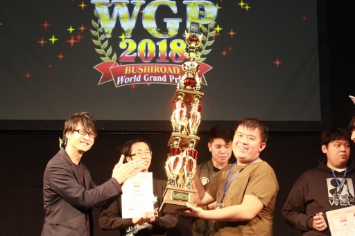 画像ギャラリー No.017のサムネイル画像 / 世界中のヴァンガードファイターが秋葉原に集結! 熱戦が繰り広げられた「ファイターズクライマックス2018 世界決勝大会」をレポート
