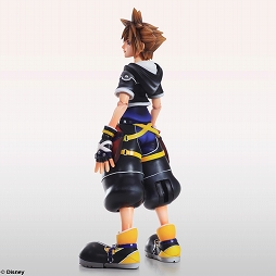 画像ギャラリー No.011のサムネイル画像 / 「KINGDOM HEARTS II」のロクサスとソラがPLAY ARTS改となって11月に発売