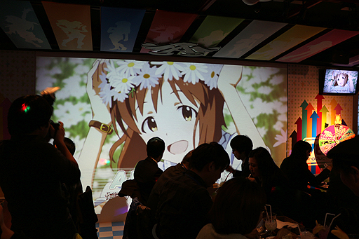画像ギャラリー No.051のサムネイル画像 / 「アイドルマスター」とタイアップした「カフェ&バー CHARACRO feat. THE IDOLM@STER」が,だいたいどんな感じなのかをレポート
