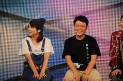 画像ギャラリー No.041のサムネイル画像 / 「ペルソナ4 ダンシング・オールナイト」発売直前ニコニコ生放送をレポート。シークレットゲストに生ライブ,新発表とサプライズだらけ