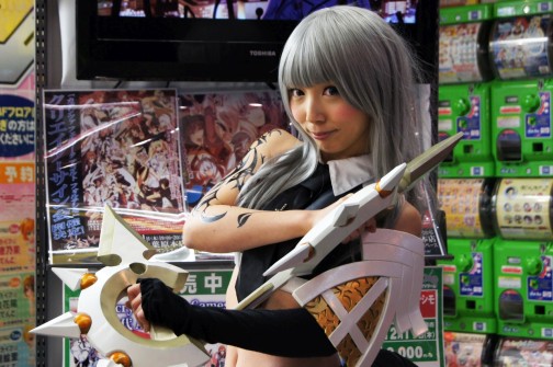 画像ギャラリー No.005のサムネイル画像 / コスプレイヤーの激写イベントと開発者サイン会にファンが集結。「カデンツァ フェルマータ アコルト:フォルテシモ」発売記念イベントレポート