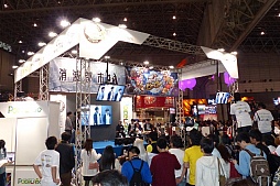画像ギャラリー No.023のサムネイル画像 / カプコンやバンダイナムコエンターテインメントなどが出展した,ニコニコ超会議1〜3ホールの模様をレポート