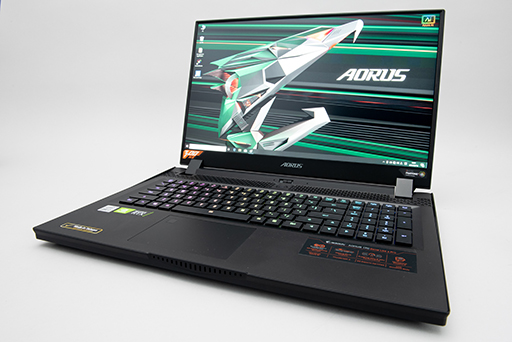 画像ギャラリー No.002のサムネイル画像 / GIGABYTEのハイエンドゲームノートPC「AORUS 17G」を試す。RTX 3080&300Hz液晶搭載にメカニカルキーボード採用と見どころは多い
