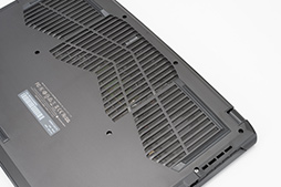 画像ギャラリー No.012のサムネイル画像 / GIGABYTEのハイエンドゲームノートPC「AORUS 17G」を試す。RTX 3080&300Hz液晶搭載にメカニカルキーボード採用と見どころは多い