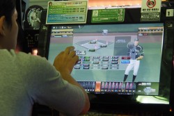 画像ギャラリー No.009のサムネイル画像 / アーケードTCG「BASEBALL HEROES 2014」のロケテストが本日開始。100人を超えるファンが集まった会場の模様を,新要素の概要と共にお届け
